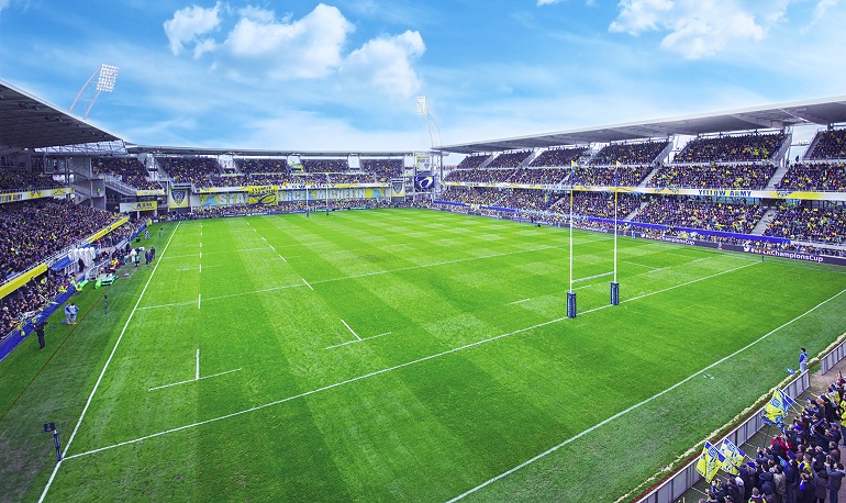 Лакросс поле с трибунами. Playing field в школе. Терф. Playing field. Sport field at school.