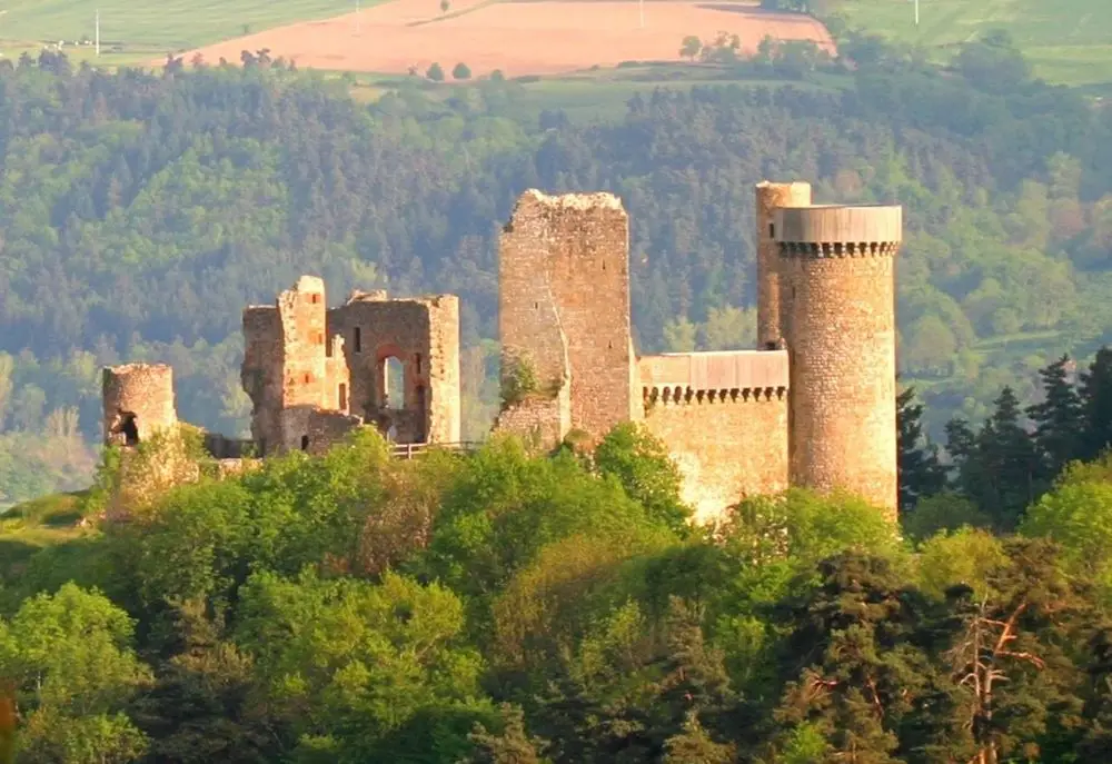 Les quatre sites auvergnats qui peuvent être sauvés par le « Loto du patrimoine »
